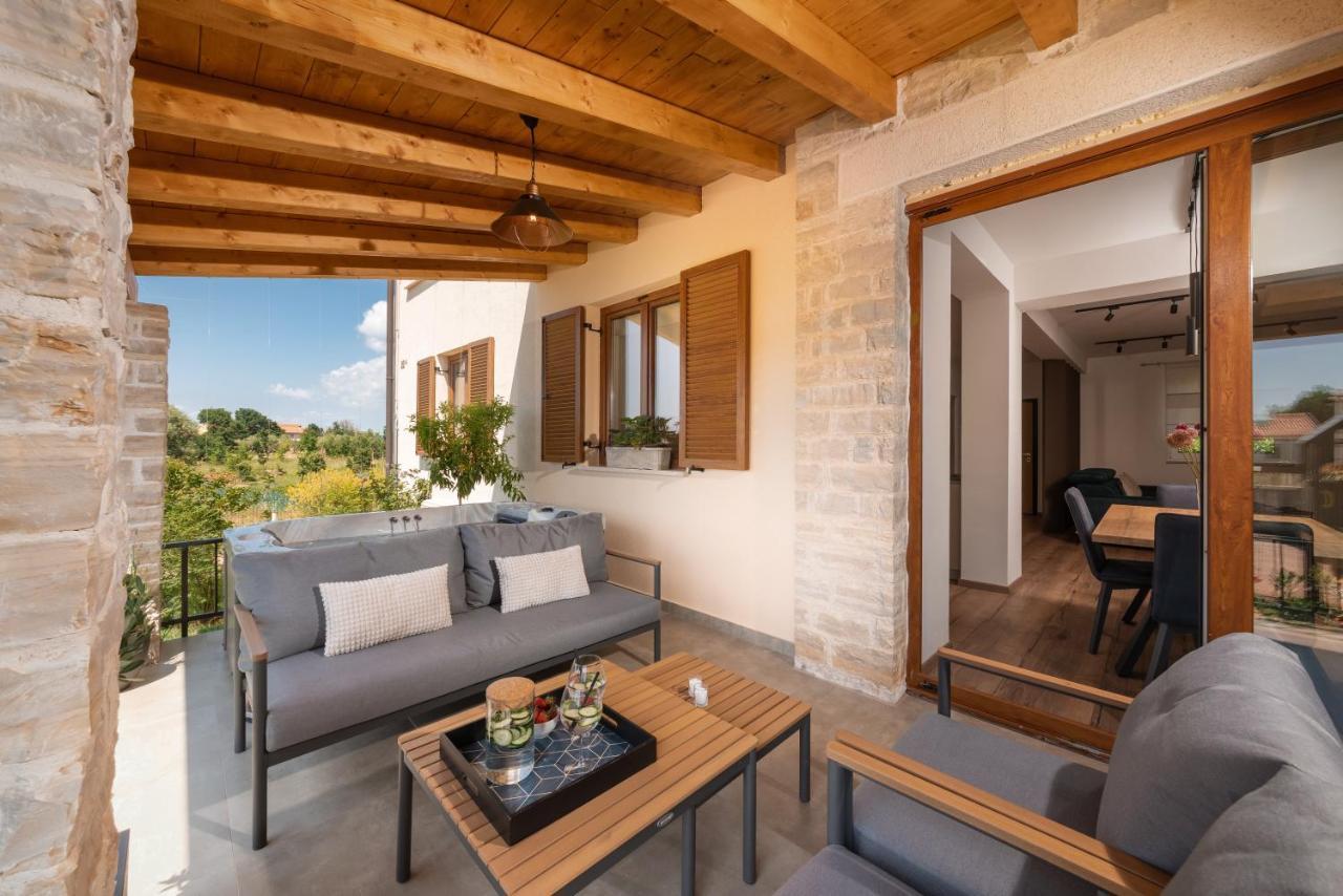 Holiday Home Maslina Porec Exterior photo